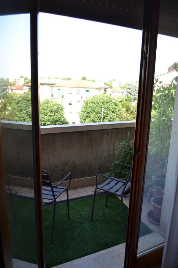 Camera Matrimoniale/Doppia con Letti Singoli con Balcone